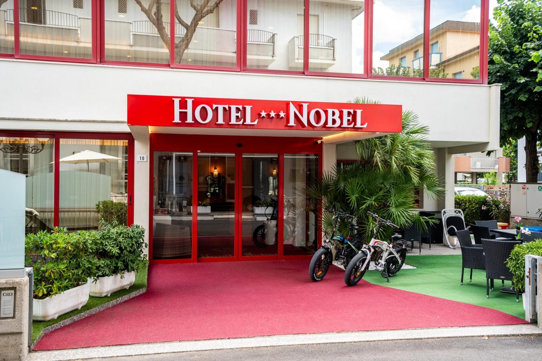 Hotel Nobel ริมินี ภายนอก รูปภาพ